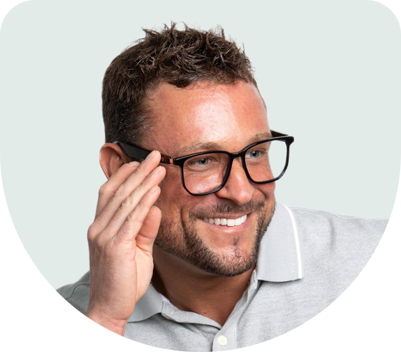Lightweight smart eyewear user photo 2